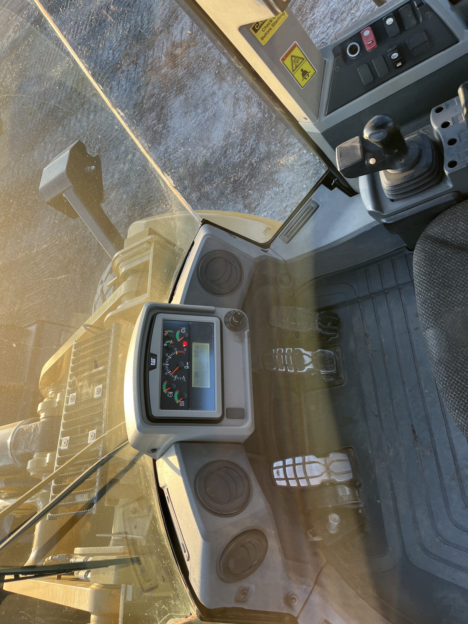 Cargador Frontal Caterpillar 966M - Imagen 10