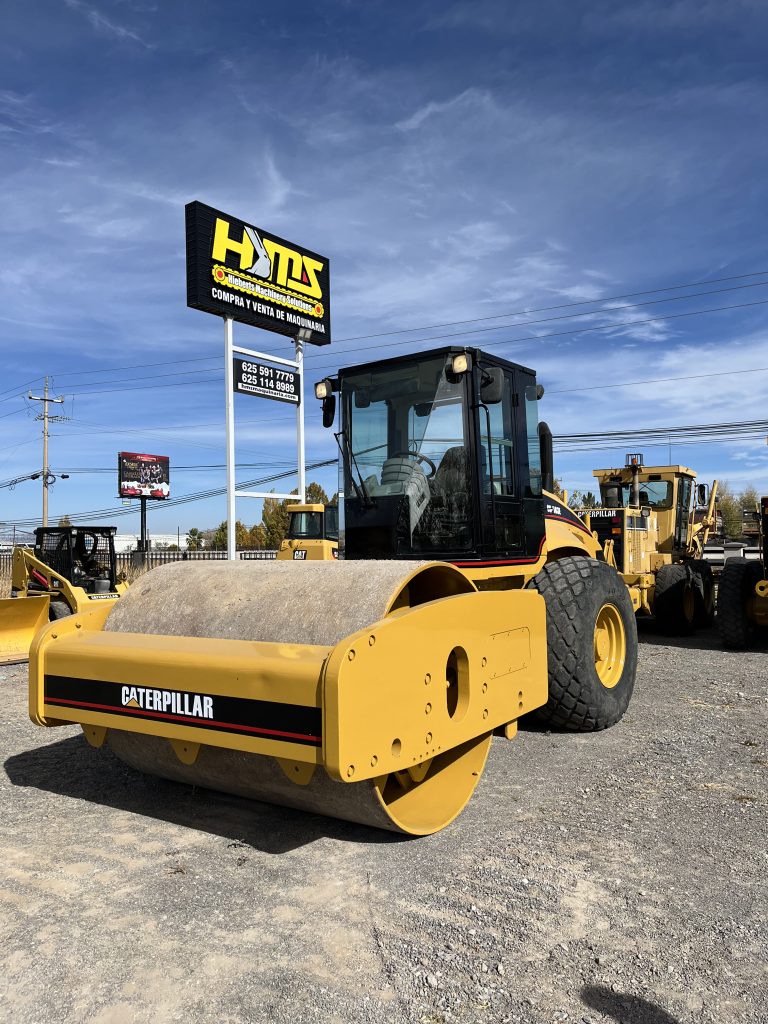 Compactador Caterpillar CS-583E
