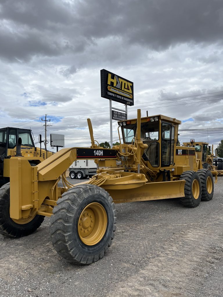 Motoniveladora Caterpillar 140H