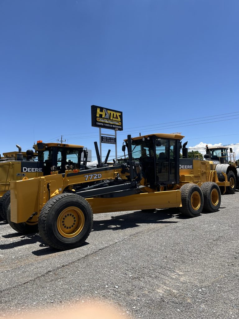 Motoniveladora John Deere 772D