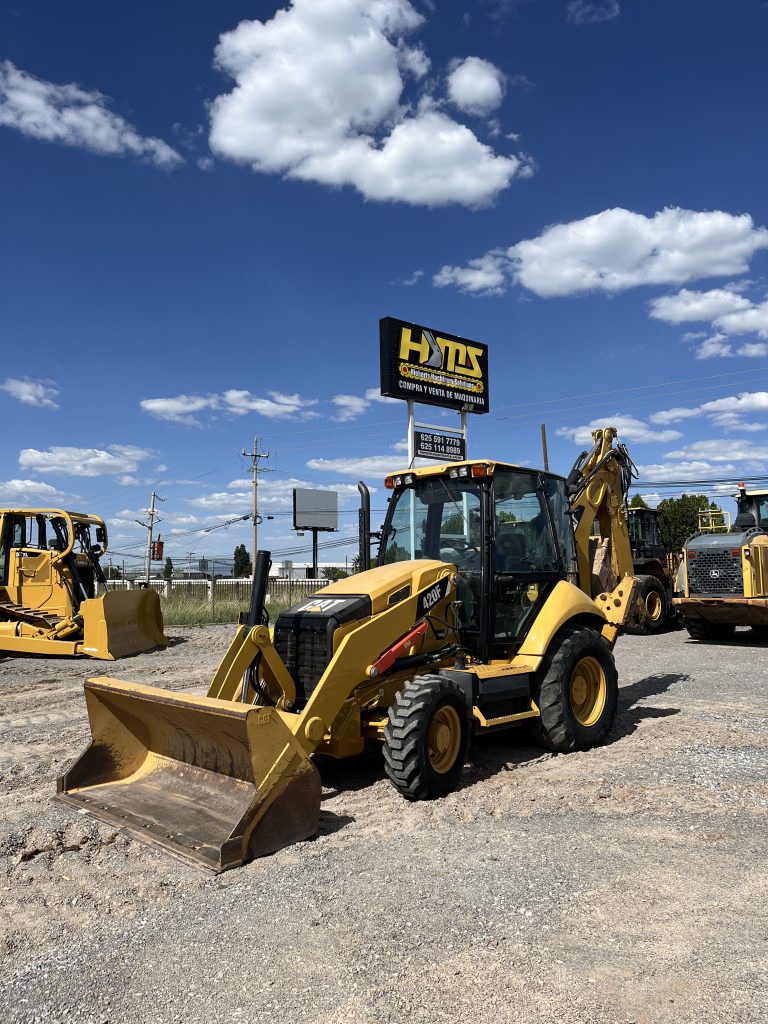 Retroexcavadora Caterpillar 420F